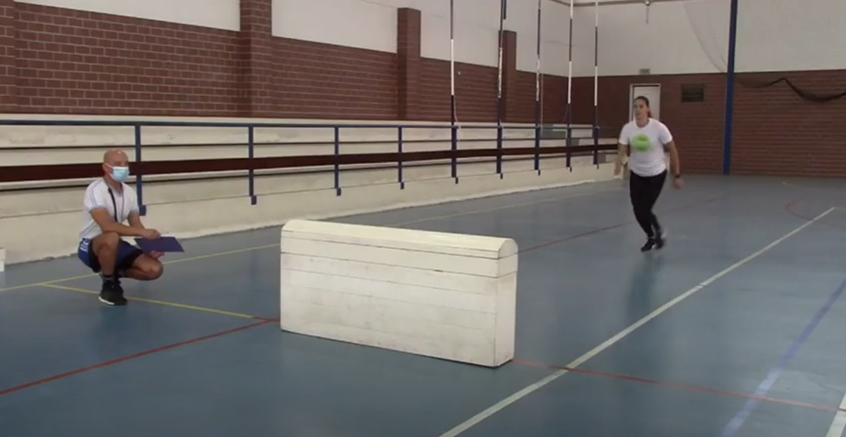 Transposição de um muro sem apoio